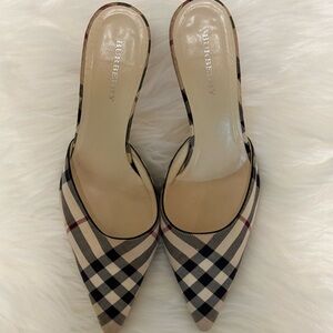 Authentic Burberry Nova Checkered Pointed-Toe Heeled Mule - Beige and Black